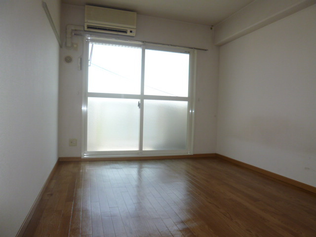 アーク・プラザの洋室