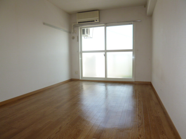 アーク・プラザの居間・リビング|洋室