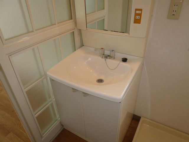 倉敷市川入の賃貸マンションの独立洗面台