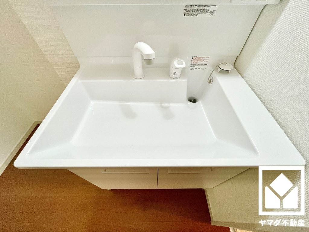 宇治市大久保町旦椋　1期　1号地の独立洗面台