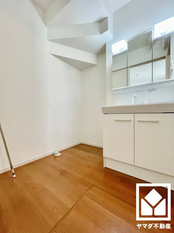 宇治市大久保町旦椋　1期　1号地の洗面所