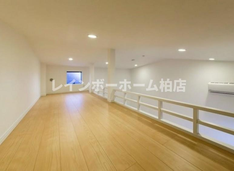 担当エリアのルームアドバイザーが直接対応いたしますの内装|物件の内装です