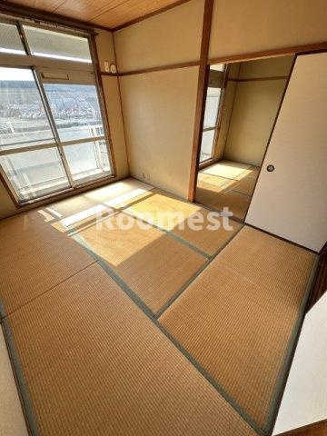 柴ハイツの和室|柔らかい畳が心地よい和室