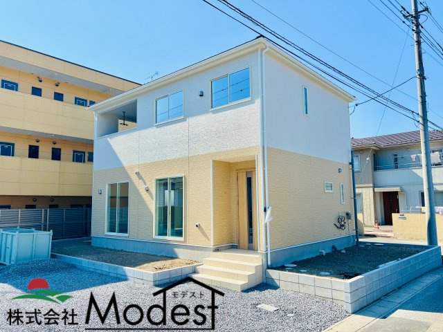 桐生市菱町の外観|年中無休で平日の仕事終わり夜２０時まで受付可能です。
事前のご予約がオススメです。お気軽にお問い合わせください。