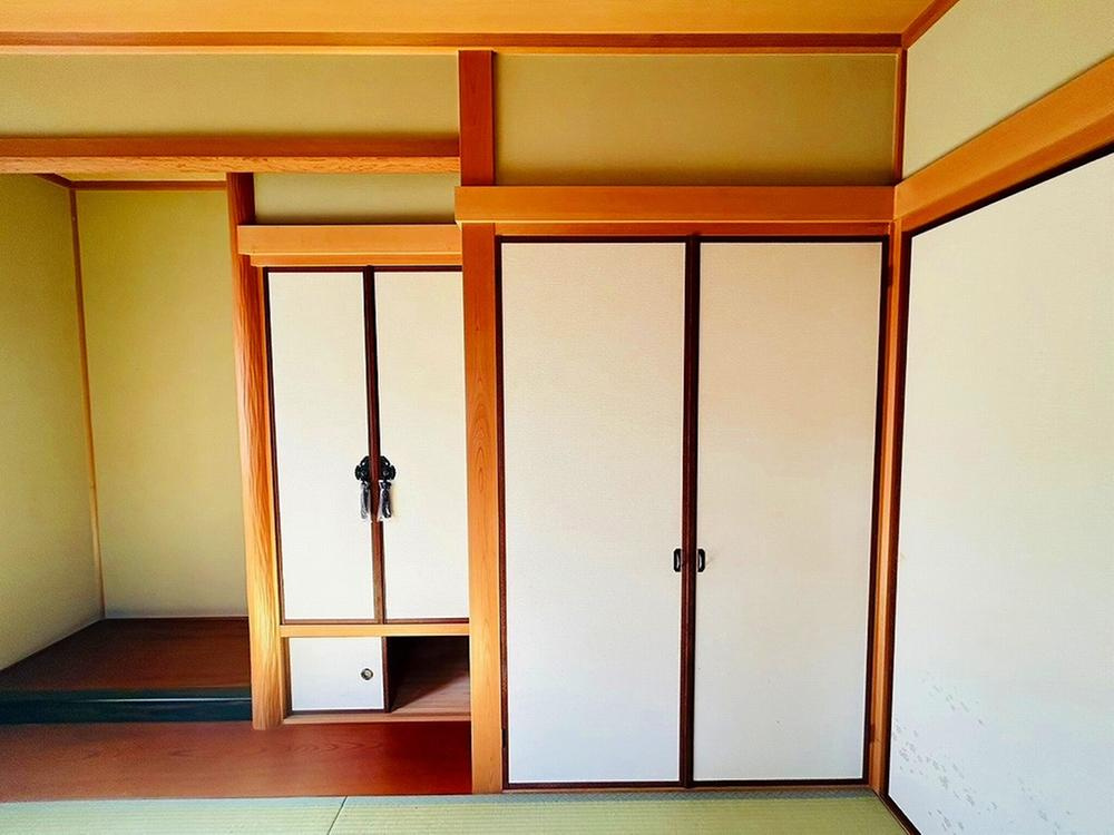 仁和寺本町5丁目　中古一戸建ての収納|床の間　仏壇収納
■物件内覧・資金計画相談・住宅ローン相談、リフォーム相談、お問合せ受付中■
※当日・翌日のご内覧、ご相談はお電話でのお問合せがスムーズです！