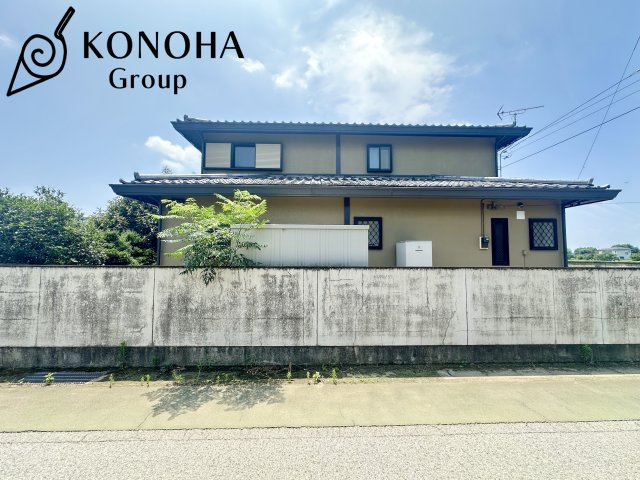 【中古戸建】太田市新田木崎町の外観|■外観
詳しい資料などはご気軽にお問い合わせください♪