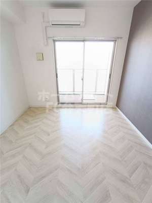 【居間・リビング】 | エグゼ弁天町 | おしゃれな居間です