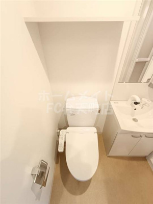 【トイレ】 | エグゼ弁天町 | コンパクトで使いやすいトイレです