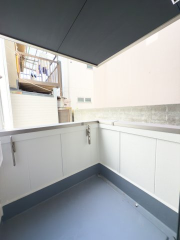 SFIDA帝塚山のバルコニー