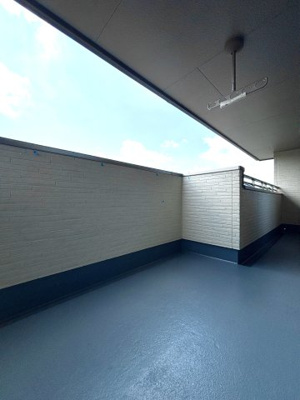 【バルコニー】