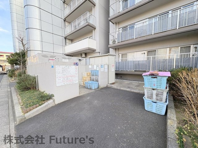 パークフィールドみさとテラ・ウエスト２街区１号館のその他共用部分|敷地内ゴミ置場