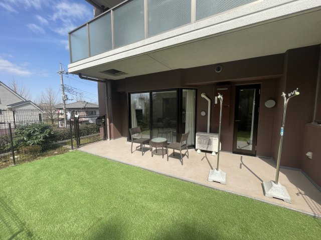 アンビシャス南柏の庭|四季の移ろいを楽しめます。