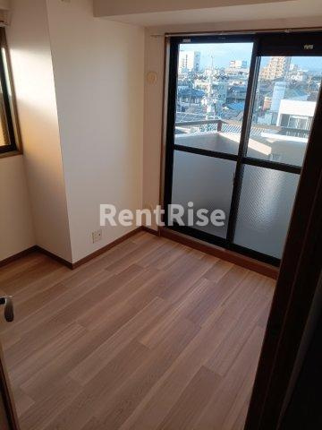 キャッスルシティ城崎IIの居間・リビング