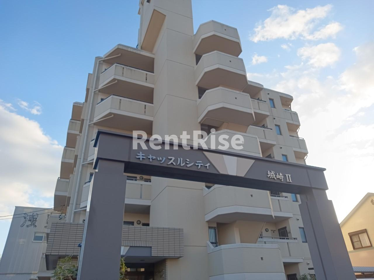 キャッスルシティ城崎IIの外観