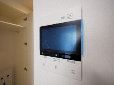 【セキュリティ】 | ルネフラッツ谷町四丁目 | モニター付きインターホンです