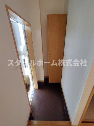 ライフイン・山道の内装