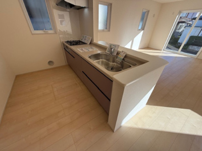 【独立洗面台】 | 上田堤2丁目 | 写真は完成イメージです。
同等仕様の物件にご案内可能です