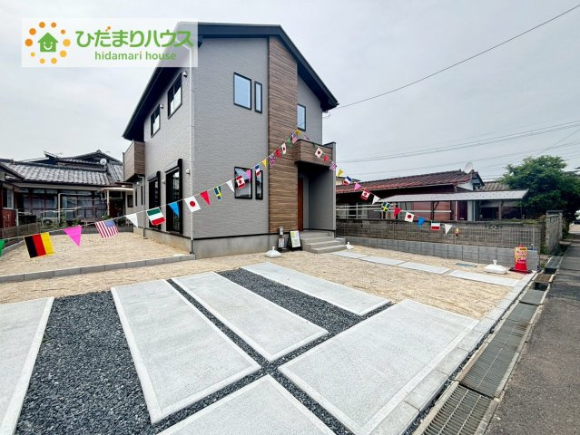 日立市東金沢町8期　新築戸建の駐車場|マイホームなら駐車場代がかかりません。しかも、自宅の駐車場で洗車ができます！今までコイン洗車に行っていた手間も省けて、節約にもつながります(^^♪