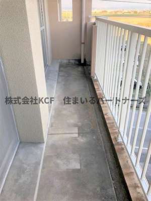 【バルコニー】 | サンライズ白木Ⅱ | 外からの目が気にならないバルコニーで洗濯物が干せます