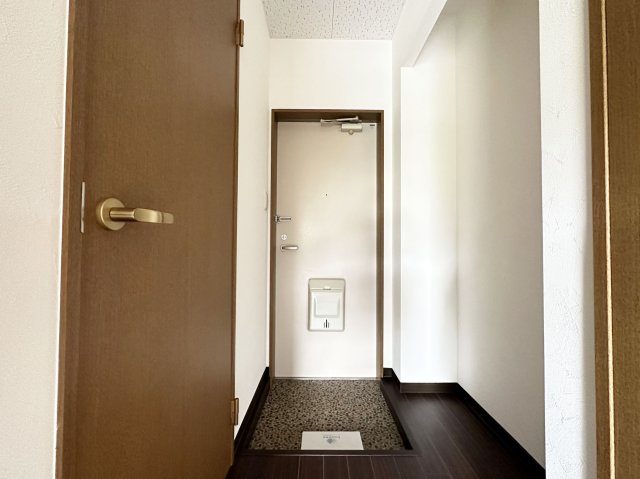 グランパレスパゴダの玄関