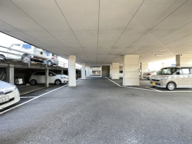 グランパレスパゴダの駐車場