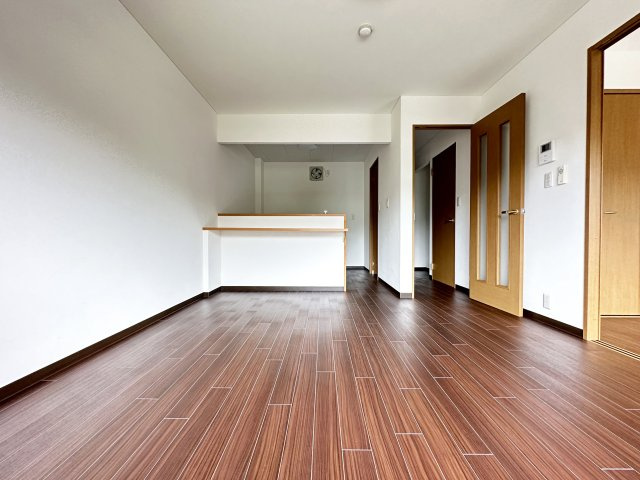 グランパレスパゴダの居間・リビング