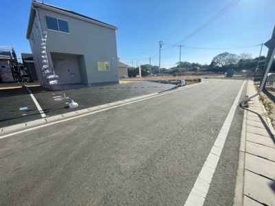 【前面道路含む現地写真】 | 酒々井町馬橋第2－１号棟 | 施工例：即日のご見学も可能です。お気軽に0476-37-3888までお問合せ下さい。