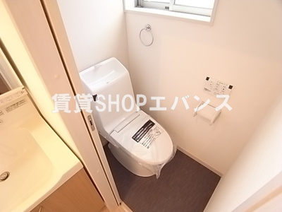 【トイレ】 | エクラ | 清潔感のあるトイレです