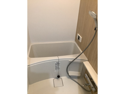 【浴室】 | ALiSS歯科大前 | 落ち着いた空間のお風呂です