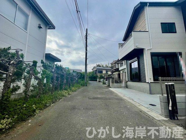茅ヶ崎市下町屋　新築戸建の前面道路含む現地写真|前面道路