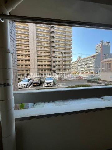 中津リバーサイドコーポC棟のバルコニー|バルコニーがあります