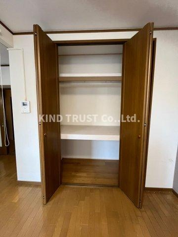 中津リバーサイドコーポC棟の収納|たっぷりとした収納スペースです