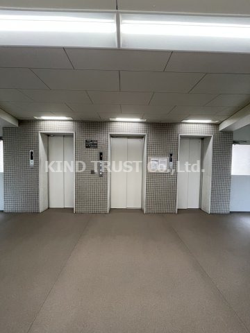 中津リバーサイドコーポC棟のロビー|清潔なロビーです