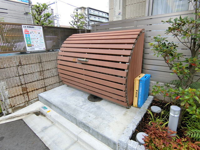 Ｓｕｃｃｏｔｈ　Ｓｈｉｍｉｚｕのその他共用部分|★敷地内ダストＢＯＸ★