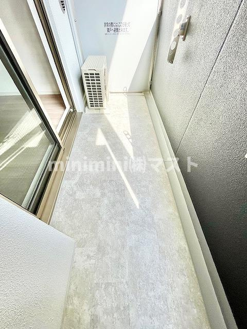 コンフォリア・リヴ新梅田のバルコニー