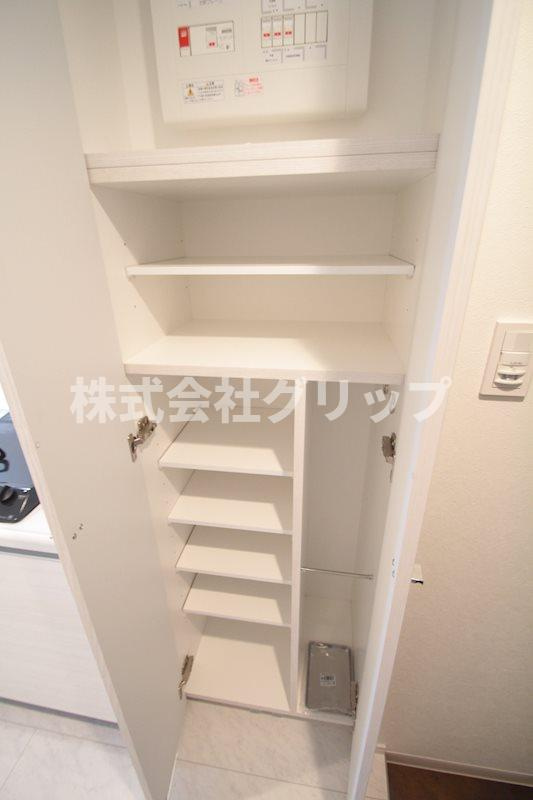 ハーモニーレジデンス横浜大通り公園EIRAKUの収納