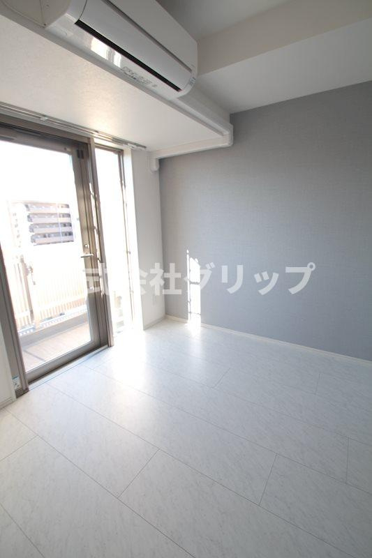 ハーモニーレジデンス横浜大通り公園EIRAKUの洋室