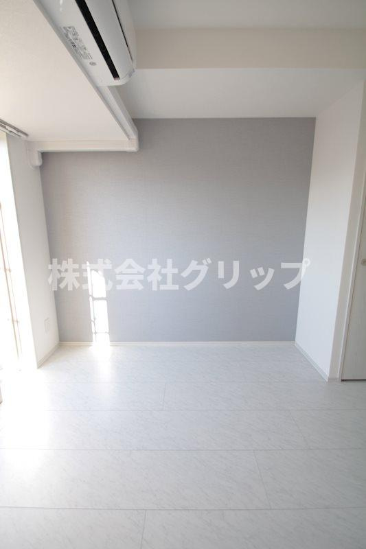 ハーモニーレジデンス横浜大通り公園EIRAKUの洋室