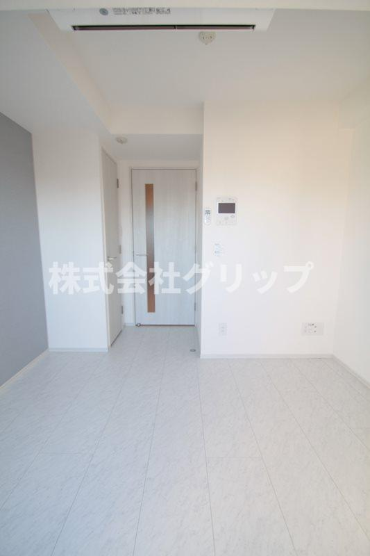 ハーモニーレジデンス横浜大通り公園EIRAKUの居間・リビング