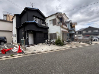 【前面道路含む現地写真】 | 大野芝町　中古戸建 | キリン堂まで徒歩１３分！消耗品のお買い物に便利ですね！
