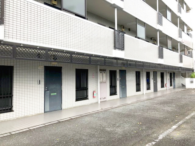 クリオ片瀬江ノ島壱番館の外観|総戸数37戸、平成4年2月築♪