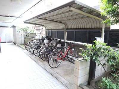 屋根があり雨の日もあまり気になりません