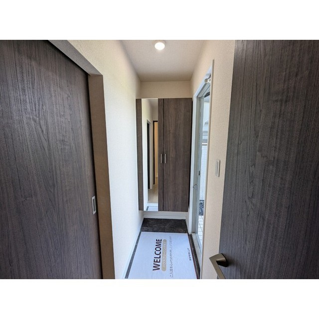 セジュール雅　Ａ棟　Ｂ棟の玄関