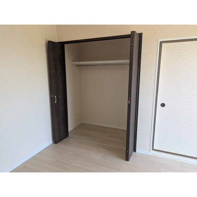 セジュール雅　Ａ棟　Ｂ棟の収納