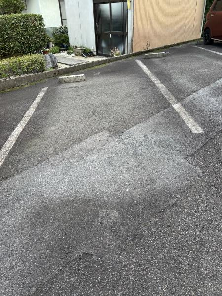 ロイヤル フォレストの駐車場