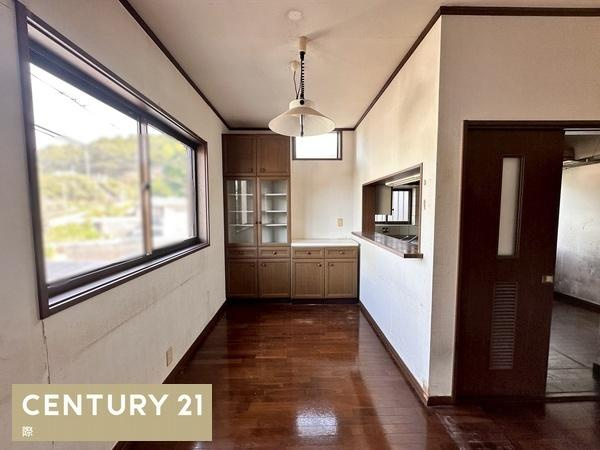 紀の川市貴志川町北の中古一戸建の居間・リビング