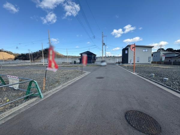 和歌山市栄谷　土地の前面道路含む現地写真