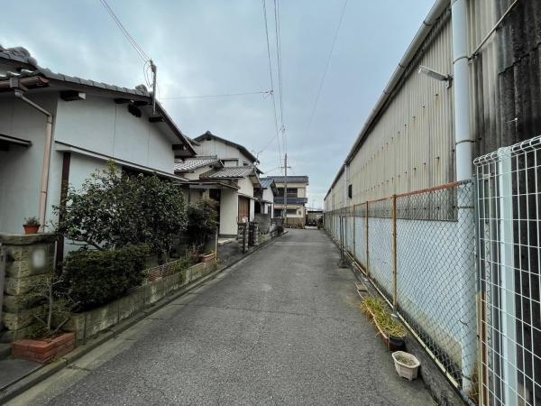 和歌山市材木丁　中古戸建の前面道路含む現地写真