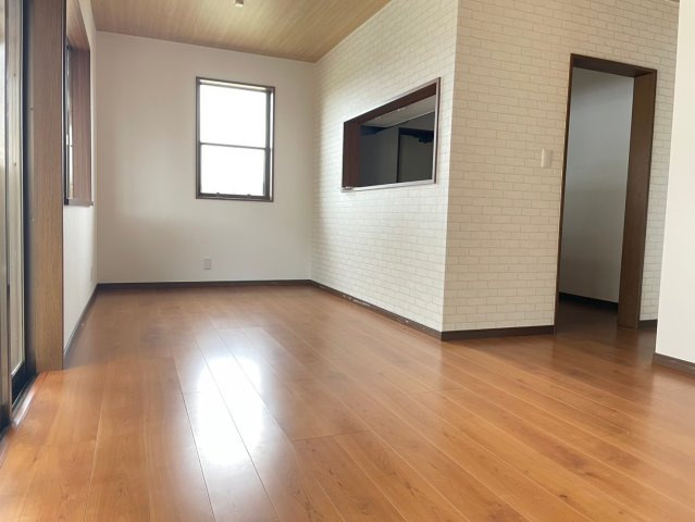 中古住宅白子町中里の居間・リビング