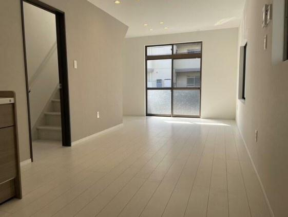 宮崎市東大淀　中古戸建の居間・リビング